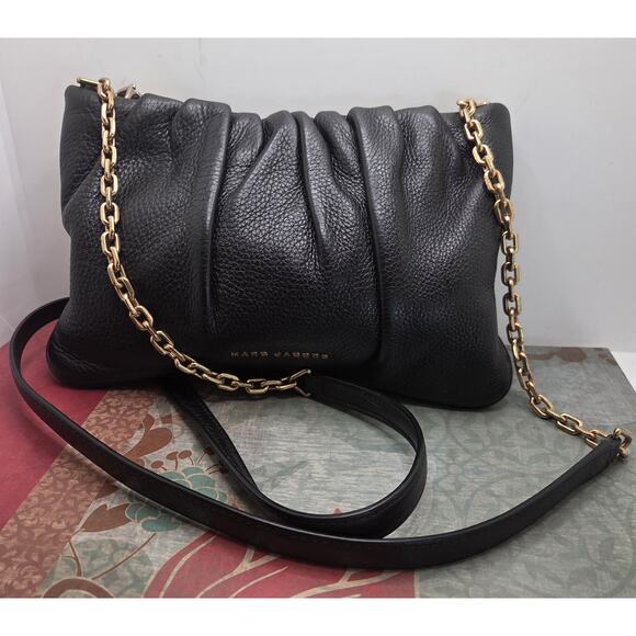 Marc Jacobs Gathered Pouch Crossbody Small Black Leather Bag With Gold Chain - Picture 1 of 9